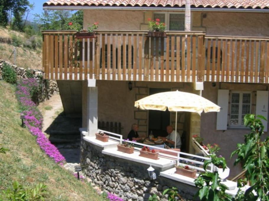 Gite Elisa Vals-les-Bains Exterior photo